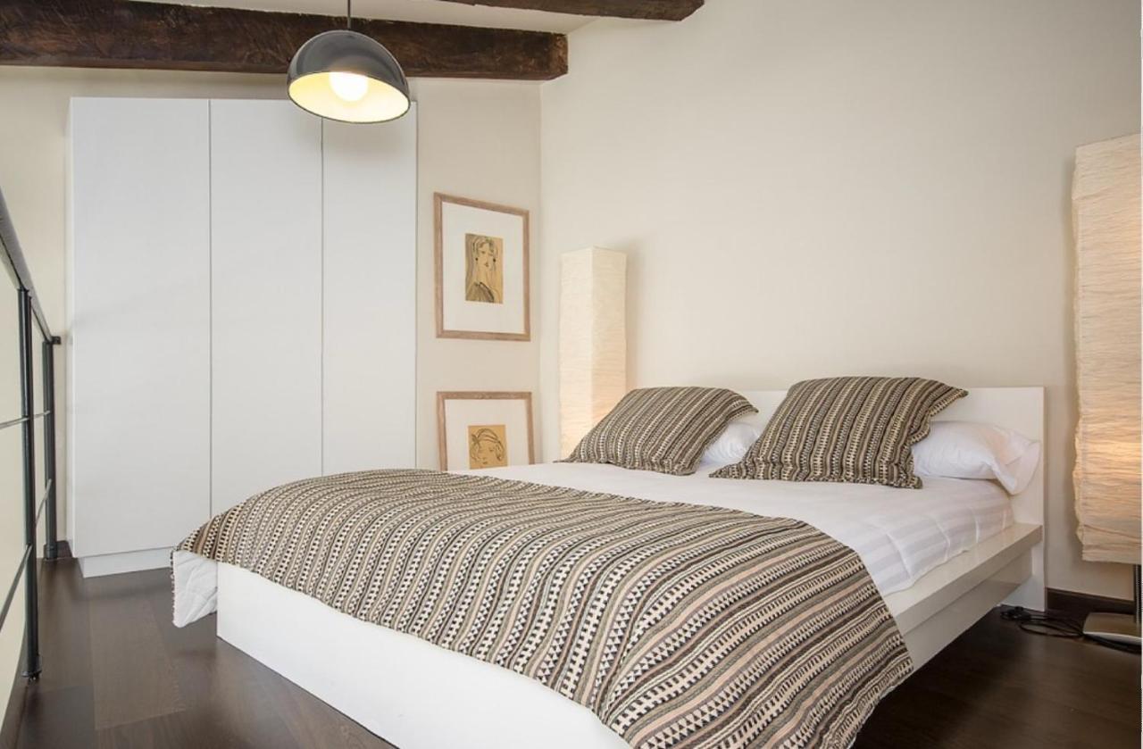 No Turistic Rental, Duplex Penthouse In The Historic Center, Valencia, Ideal For Those Looking To Stay In The City For A Season, Including Professionals And Students Екстериор снимка