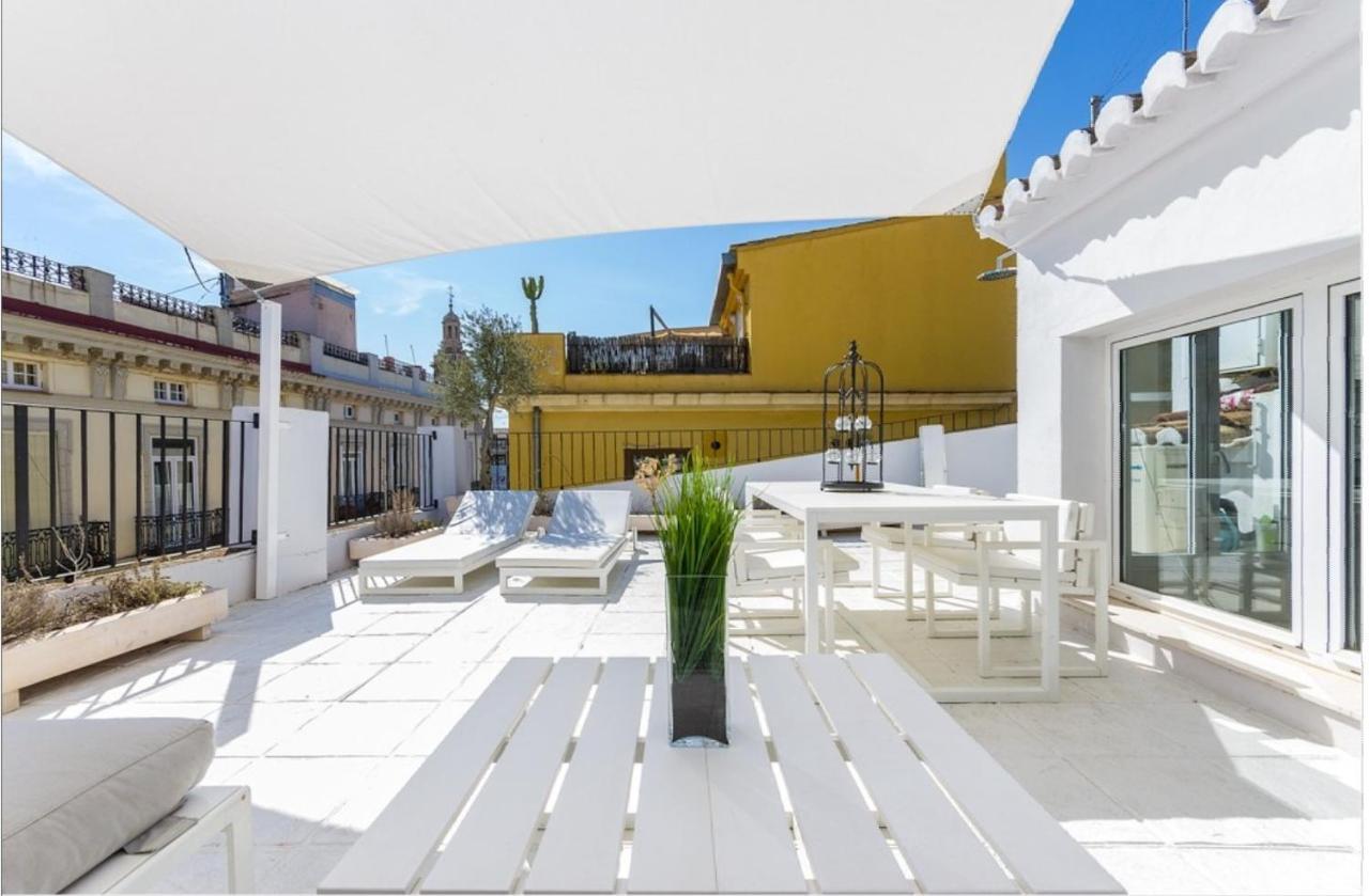 No Turistic Rental, Duplex Penthouse In The Historic Center, Valencia, Ideal For Those Looking To Stay In The City For A Season, Including Professionals And Students Екстериор снимка