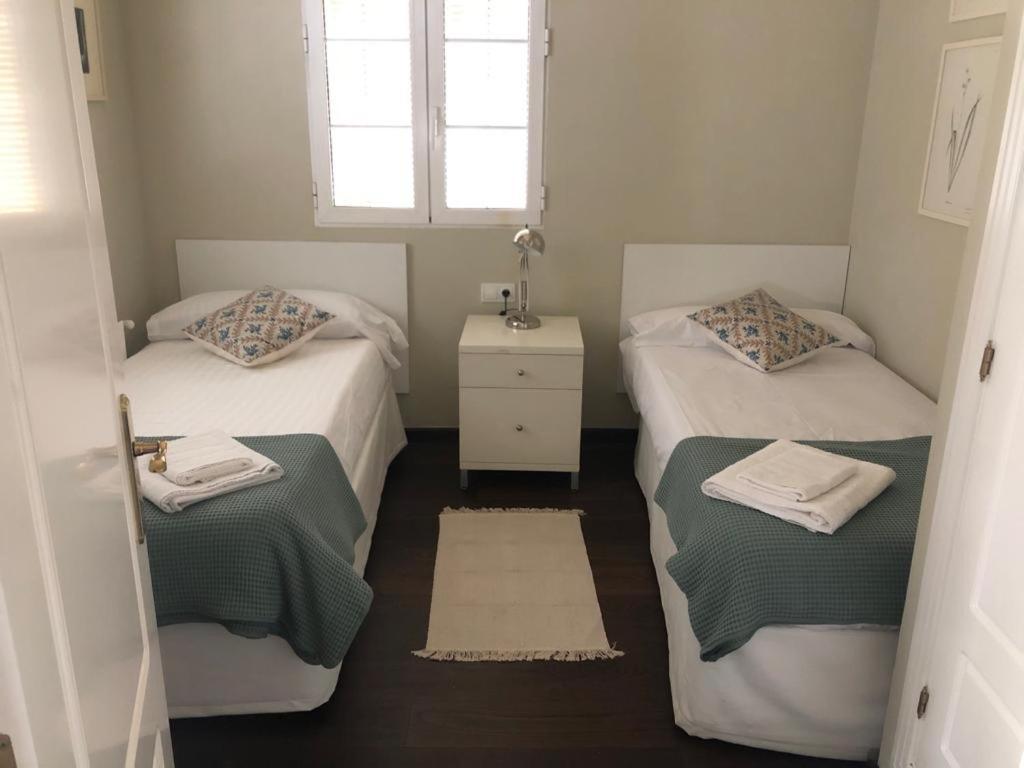 No Turistic Rental, Duplex Penthouse In The Historic Center, Valencia, Ideal For Those Looking To Stay In The City For A Season, Including Professionals And Students Екстериор снимка